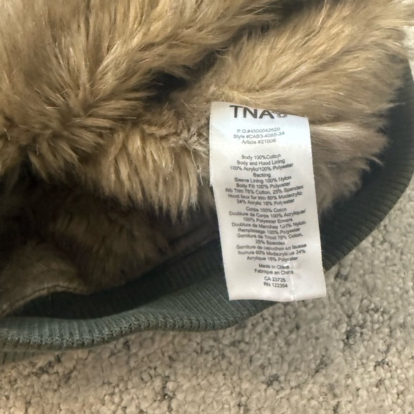 TNA M mint newer condition Olive Bomber Jacket faux fur lining - Picture 11 of 16